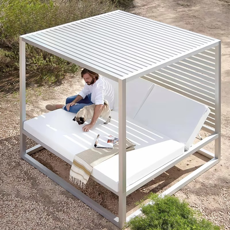 Outdoor Daybed Furniture - High Quality Custom Luxury Beach Cabana